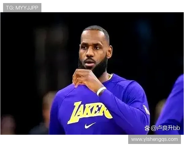 湖人新更衣室揭秘詹姆斯柜内浓眉球衣悬挂引发球迷热议
