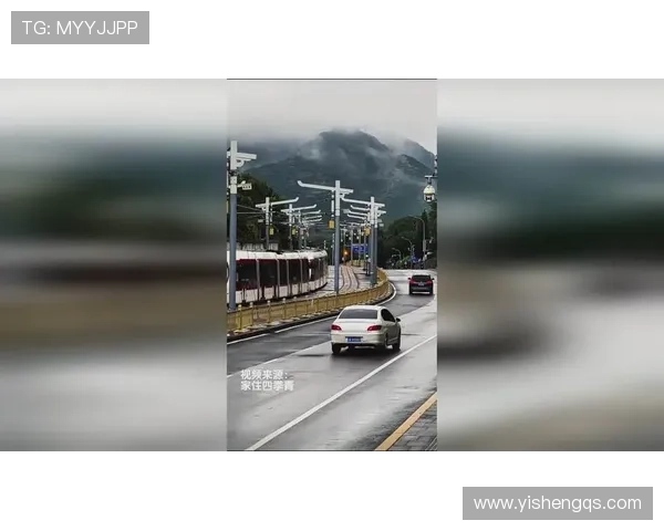 塔图姆担任运营总监向杜克队员传达支持与关怀信息